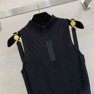 Fashion Fashion Metal Design Design Medusa Spring New Elastic Knitted A essories 2024 Designer Early Wrap Skirt Suspender Dress Jsrkm