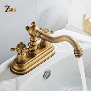 Badrumsvaskar kranar 360 Swivel Antique Brass Basin Mix Tap Bathtub Dual Handtag Däck monterad mixer kran