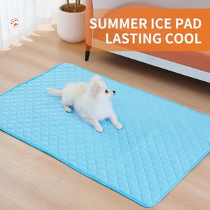 Hundkylande sängmatta sommar Pet Pad Mats For Dogs Cat filt SOFA BEACHABLE Tvättbar 8 Storlek för liten medium stor valp 240418