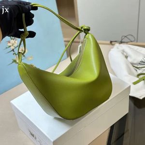 Loewew Bag 럭셔리 디자이너 가방 Loeweee 크로스 바디 가방 가죽 가죽 토트 핸드백 엠보싱 수수께끼 지퍼 개방 및 닫기 순수한 소 가죽 토트 5216