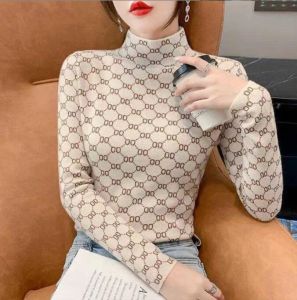Damen Stretch Turtleneck Pullover hält warm ein Buchstaben gerippt gestrickt Pullover y2k New Fashion Punk Top für Herbst und Winter 2024