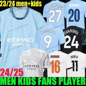 24 25 Haaland Soccer Jersey de Bruyne Grealish Mans Städte Sterling Mahrez Foden Fans Spieler Version Fußball Tops Shirt Kids Kit Sets