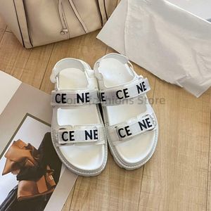 Summer Designer Sandals Brand Luxury Sandals Casual Style Daily Versatile Shoe Accessories Classic Vintage Charm Sandals canvas