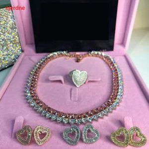 Bling Buzlu Out Tenis Zincir Kolye Kadınlar için 5A CZ döşeli 6mm kalpler Altın Kaplama Cadılar Bayramı Partisi için Moda Jewelr Hediyesi