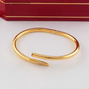 Bracciale Bracciale Bracciale CA per donne braccialetti dorati 18K braccialetti di alta fine diamante Bracciale inossidabile Bracciale in acciaio in accio