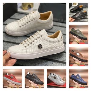 Luxury Designer Philip Plain Mans Shoes Brand Classic Fashion Plein Scarpe High Quality Leather Metal PP Skulls Mönster ökade element Casual Board Sneakers