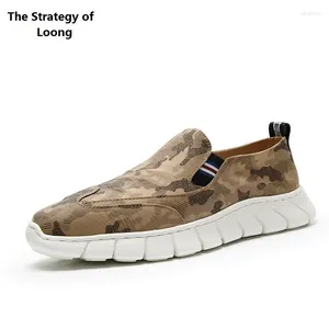 Casual Shoes Spring Autumn Korean Style Leisure Flat Heels Breattable Camouflage Sewing Slip-On Canvas Men Board Male Sneakers 2212