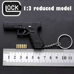 Gun Toys Material Material Material 1 3 17 Pistola Toy Gun Model Keychain Full Metal Throwing Alloy Boys Birthday Presente T240428