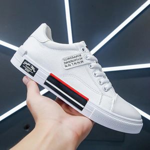 Casual Shoes Fashion Men's Leather 2024 Autumn White for Men Non-Slip Student Male Sneakers Winter Vulcanize