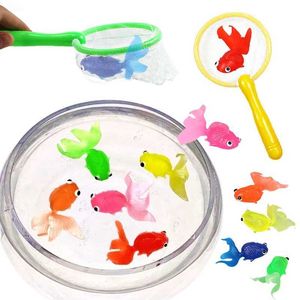 ベビーバスのおもちゃ7pcs子供ゴム製の金魚釣りネットのおもちゃおもちゃおもちゃおもて水浴槽遊びゲームおもちゃ幼児用入浴シャワーギフト