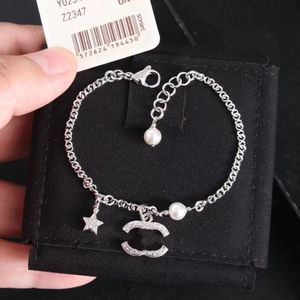 Nuovo designer Charm Bracciale Chain Star Gift Braccialetti farfalla Bracciali.