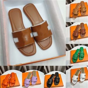 House Designer Claquette for Womens Ladies Fashion Luxury Leather Low Heels Slippers Slides Orange Black Brown White Sandale Beach Shoes 35-42
