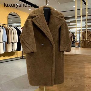 Maxmaras Coat Teddy Bear Womens Cashmere Coats ull vinter 2024 Ny karamellpäls får kamel sammet mitt len