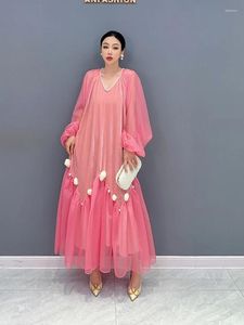 Casual Dresses Ms Fall 2024 Long Dress V-ringen Nail Bead Velvet Elegant Fairy Sleeve Kjol Loose Gorgeous