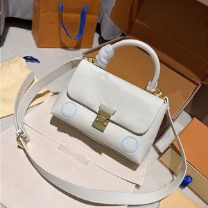 24SS Top Luxury Designer Cowhide präglade handväska kvinnors axelväska crossbody väska lyx middag väska fast färg makeup väska vägg jktc