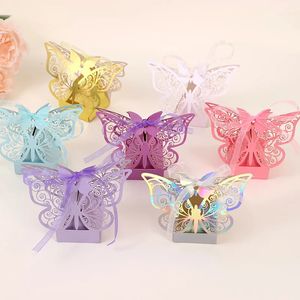 2050pcs Laser Hollow Butterfly Boxes Wedding Candy Chocolate Box Bomboniere per le decorazioni per le decorazioni del matrimonio per gli ospiti 240426