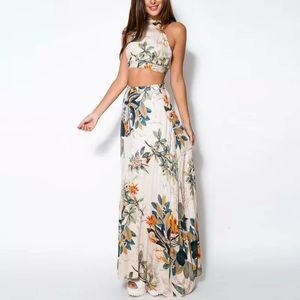 女性ドレス服の夏の花のビーチバックレスキャミソールクロップサイドスリットスカートホルター包帯2ピースセット240416