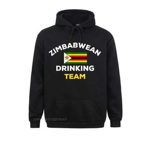 Erkek Hoodies Sweatshirts Zimbabwe Zimbabweo içme takımı komik br bayrak parti hoodie sweatshirts şirketi benzersiz erkek hoodies parti kıyafetleri T240428