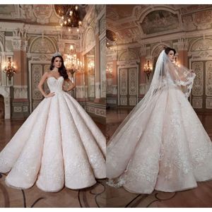 Pink Queen Wedding Blush Dresses Sweetheart Hard Satin Golvlängd Spetsbollklänning Custom Made Quinceanera klänningar S