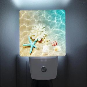 Lâmpadas de parede Plug-in Night Light Dusk to Dawn Smart Sensor White LED Nightlight Starfish Coral e Seashell para Casa Decoração da Sala Decor Desk