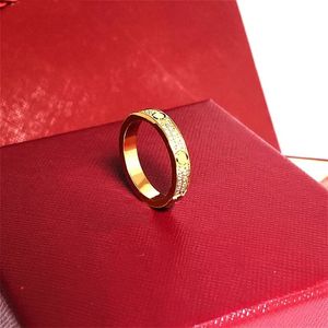 Starry Ring Love Rings Designer de anel de unha para feminino aço de titânio rosa ouro prateado com diamante completo para anéis de casamento presente de noivado de casamento 4 5 6mm Multi Size18