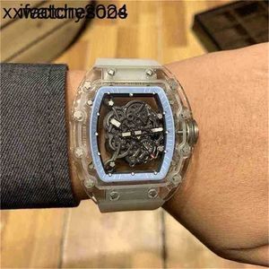 デザイナーの男性はrichrmill vs Factory Carbon Fiber Top Quality Movement Designer Quality RM055 RQJ26T6R0を見る