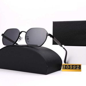 Designer Sonnenbrille modische quadratische Fahrer und Frauen kleiner Rahmen Sonnenbrillen PR Home 2660 Bestseller