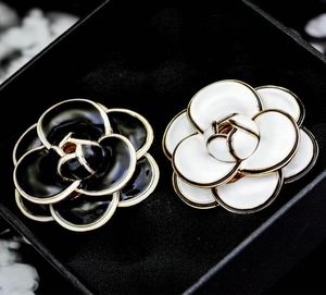 Pins spille coreane di alta qualità camelia grande spilla fiore pins donna boutonniere regalo gioielli14955558