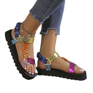 Kurt Geiger Sandals platforma Kappy Kobiety zszywanie luksusowego tęczowego letnie płaskie plażę projektant sandałów slajdów płaskie buty orła głowa diamentowa pętla pętla