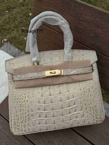 Äkta läderhandväska BK Fashionabla Cowhide Bag Crocodile Bone Bag Womens 2024 Äkta läder handhållen en axel stor kapacitet bk kvinnors väska