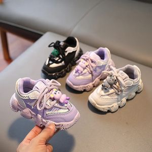 Autumn Baby Sports Scarpe ragazzi Sneaker traspiranti First Walkers Girls Running Kids 240426