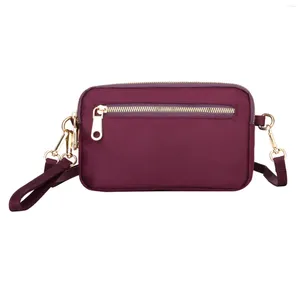バッグの到着ファッション女性ソリッドカラーショルダーバッグ軽量シンプルなジッパーハンドバッグ財布財布