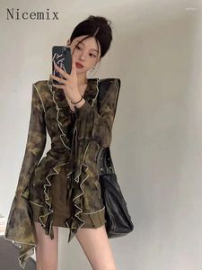 Women's Blouses Ruffled V-neck Flare Sleeve Tie Dyed Shirt Women Top Spring Spicy Girl Waist Slimming Mid Length Lace Up Clothing