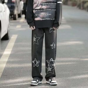 Explosive Straßenhosen, High Street Instagram Trendy Five Spoced Star Full Print Jeans, Design Sense, kleine und kleine Freizeithosen für Männer