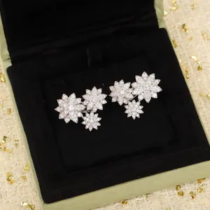 S925 Silver Luxury Quality Charm Three Flowers Stud Earring With Sparkly Diamond in Silver Color Plated Have Stamp Box PS3493B