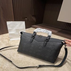 24SS Men's Luxury Designer Limited Edition Voyage Portfölj Business Bag Tooling Bag Mäns handväska Crossbody Bag axelväska xjhe