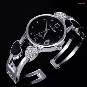 Armbanduhr Herzgeformte Armband Uhr Women sieht Luxus -Strass -Damen -Damen Steel Clock Zegarek Damski