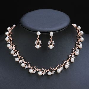 New light luxury niche European and American retro fashion pearl necklace set collarbone necklace bride accessories exquisite jewelry