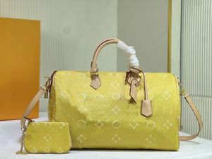 حقيبة سفر المرأة الفاخرة الفاخرة حقيبة واق من Duffel Luggage Classic Rolling Facs SoftiDedcase حقيبة يد الطباعة اللون