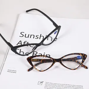 サングラスの猫の目はメガネを読む究極の小さなフレームクリアレンズファッション1.0to 4.0の女性のための老視の眼鏡