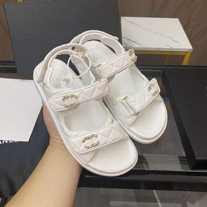 nowy projektant marki kanał damski sandały Wysokiej jakości żeńskie kapcie cielęcy butów cielę