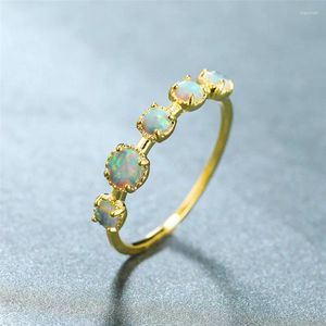 Bröllopsringar minimalistiska kvinnliga opal sten liten ring charm guld färg vintage brud runda smycken för kvinnor