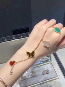 Newly designed bracelets are like cakes Pure Silver Lucky Flower Butterfly Bracelet Agate 18K Gold Rose White with Original vancley