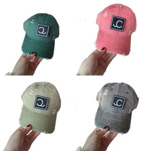 Cappelli per cappelli per design per uomini cappelli aderenti a colori solidi ricamati lettere di lusso lettere cupola tappo da baseball dimensioni regolabili sole prevenire il cappello da uomo spedizione gratuita mz152 c4