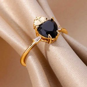 Bröllopsringar svarta zirkonhjärtringar för kvinnor justerbart kvinnliga rostfritt stål ring trender nya i estetiska bröllop smycken anillos