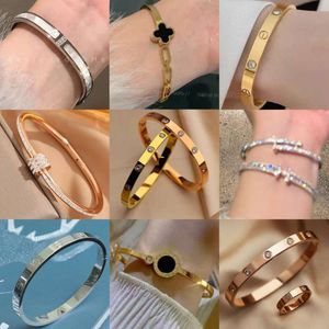 Designer Jewelry Designer Bracelets Pendant BraceletTitanium Steel Bracelet Female Full Zircon True Gold Electroplated Colorless Bracelet Fashion Handicraft