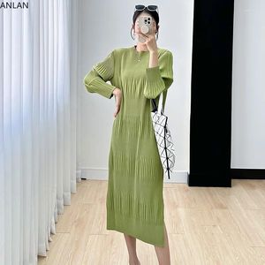 Casual Dresses Anlan 2024 Autumn Pleated Dress Fashion Solid Color O-Neck Puff Sleeve Loose Long Elegant Women's Clothing 80369