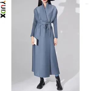 Vestidos casuais yudx miyake maxi vestido plissado para mulheres mangas compridas coletadas cintura cinturão fêmea de moda de ponta 2024