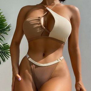 Nuovo abito da nuoto a contrasto sexy colore bikini cavo bikini ad alto elastico cuscino per il torace a sospensione di bikini