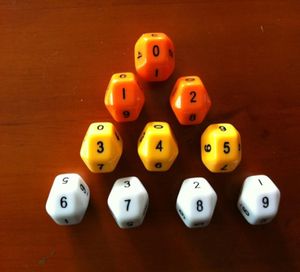 D10ボーソン18面ポリヘドラルダイスマルチコールドリンクゲームディス18mm教育おもちゃ面白いファミリーゲームデジタルダイスグッド6086977